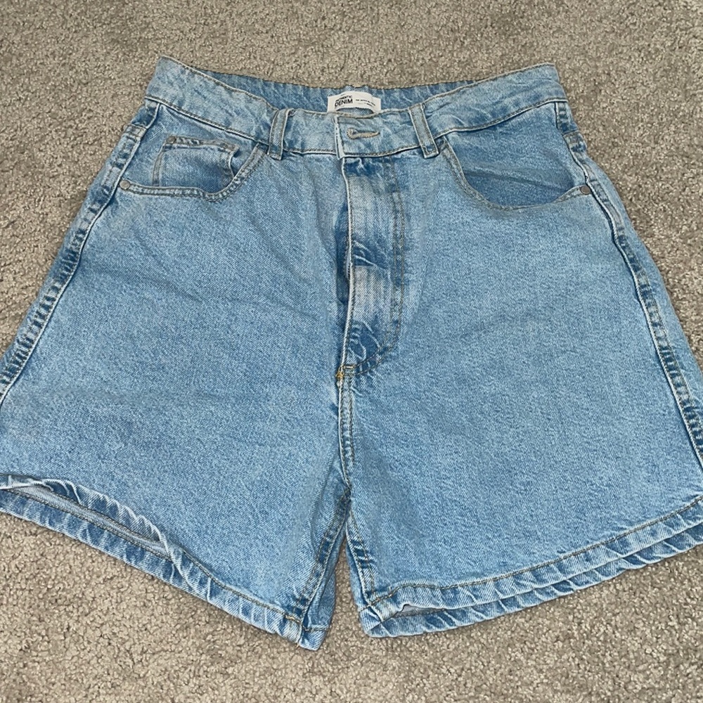 Zara Light Wash Jean Shorts US Size 6